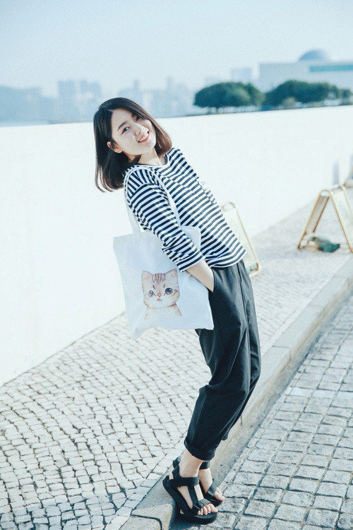 西班牙青年队在欧洲青少年赛事中表现出色,未来可期