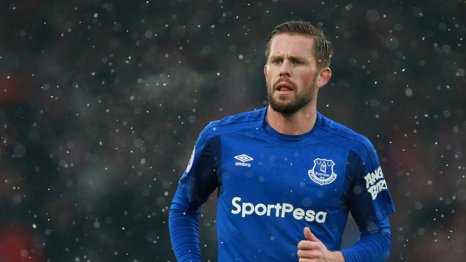 爱游戏ayx-瑞士骑手马丁·福克斯（Martin Fuchs）在巴黎奥运会上与“Leone Jei”马匹共同夺得障碍赛银牌，展现默契配合。