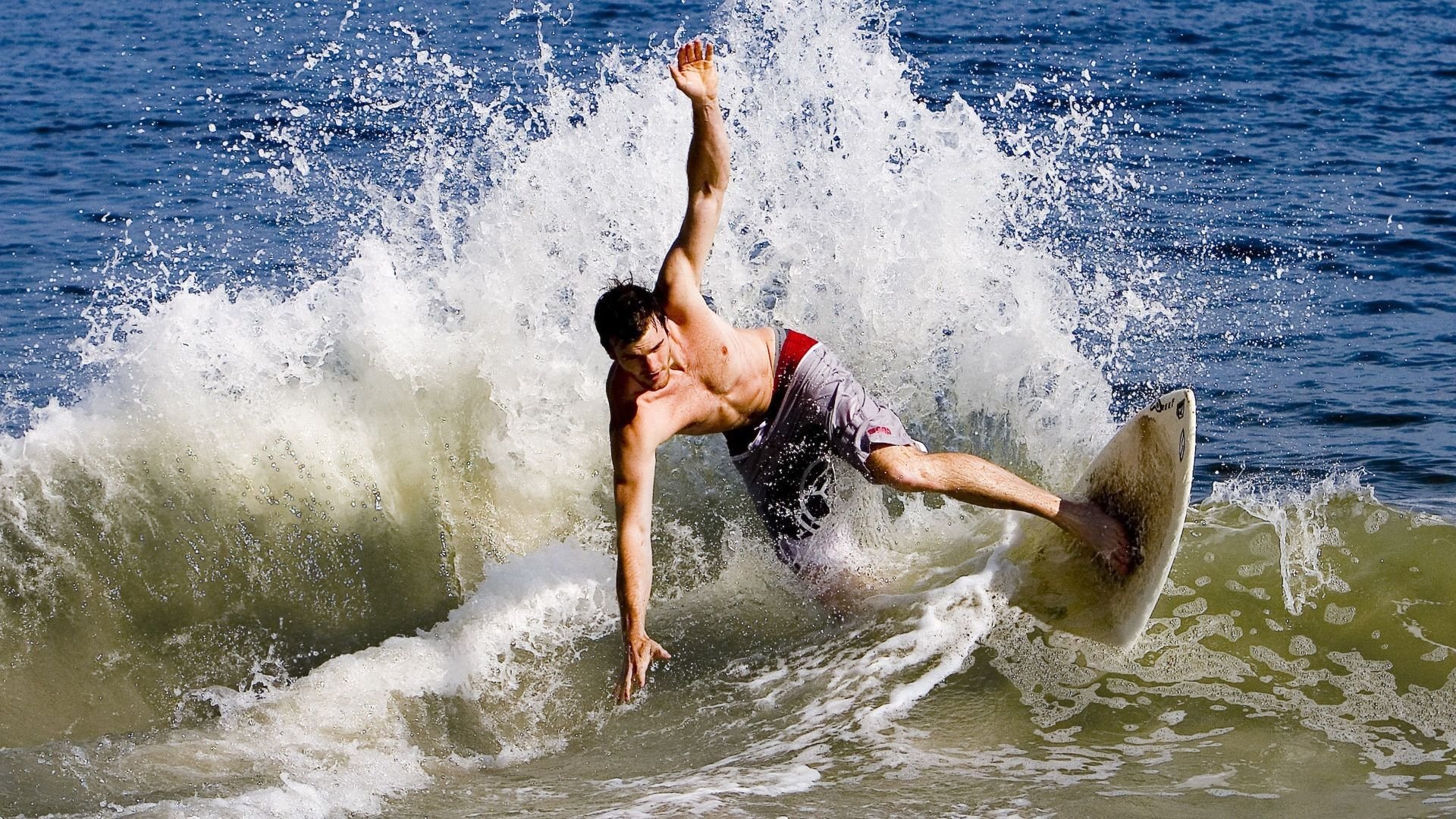 赛事间谍:练习中的秘密战术